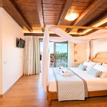 Steve Kois Heated Pool Villa *