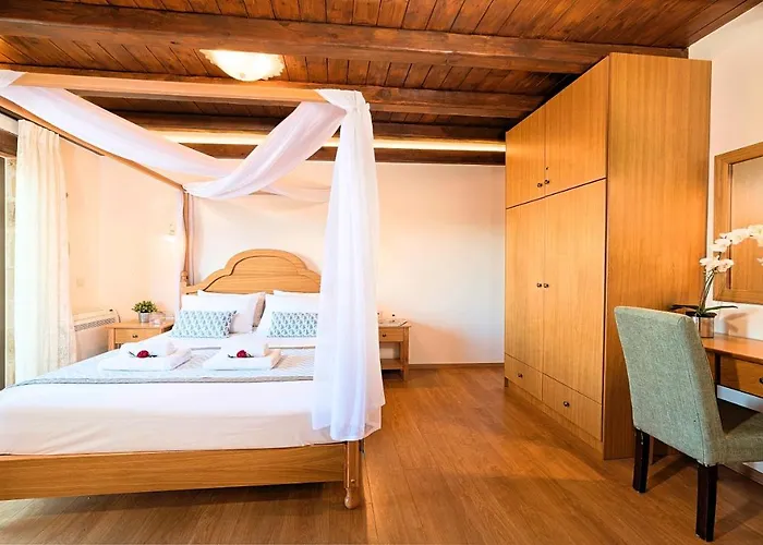 Steve Kois Heated Pool