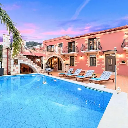 Steve Kois Heated Pool Willa Chania (Crete)